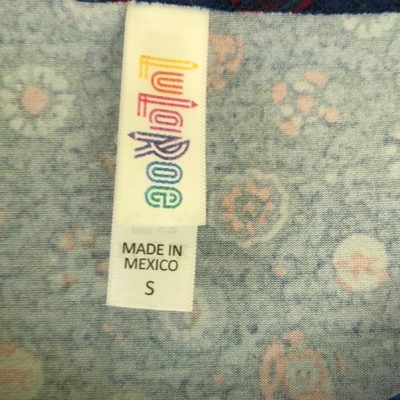 NWT- LuLaRoe Classic Tee - Picture 3 of 5